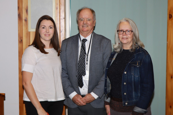 Nina van der Zanden (left) with Waikato Regional Council Chair Russ Rimmington and Environmental Performance Committee Chair Kathy White following Thursday’s water sciences prize presentation. 